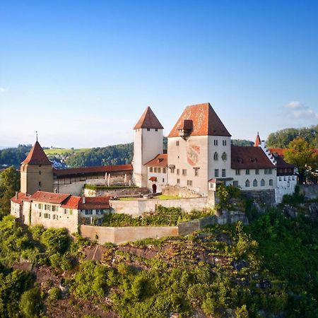 Schloss Burgdorf Youth Hostel Buitenkant foto