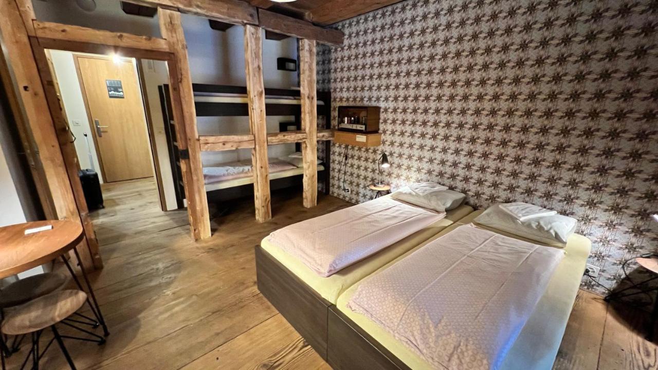 Schloss Burgdorf Youth Hostel Buitenkant foto